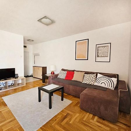 Sonata 1 Apartment Beograd Bagian luar foto