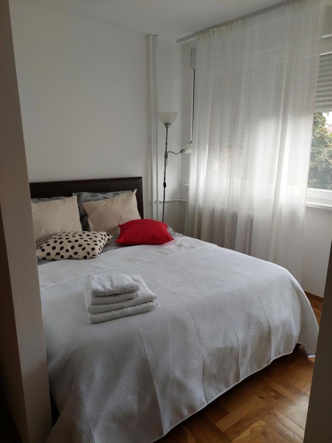 Sonata 1 Apartment Beograd Bagian luar foto